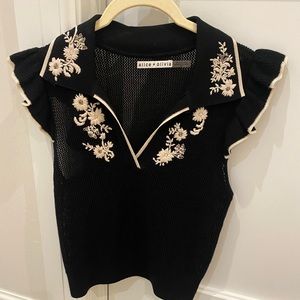 Alice and Olivia black flower embroidered sleeveless sweater size small
